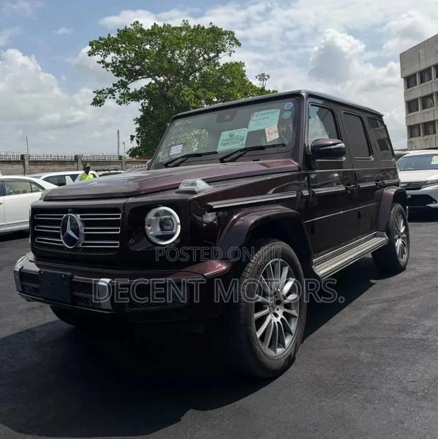 Mercedes-Benz G-Class 2021 Maroon