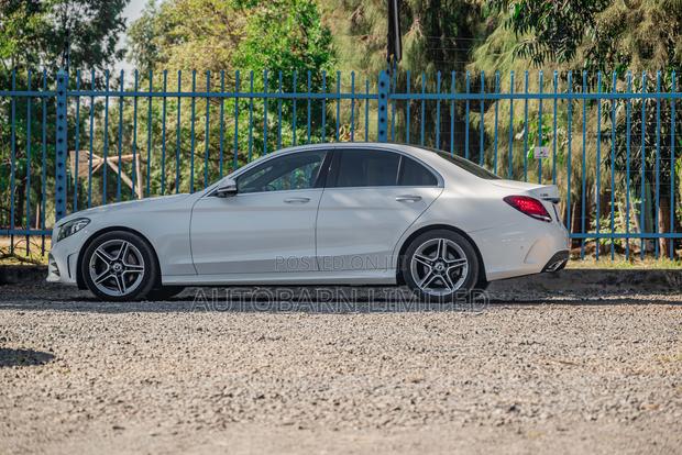 Mercedes-Benz C200 2019