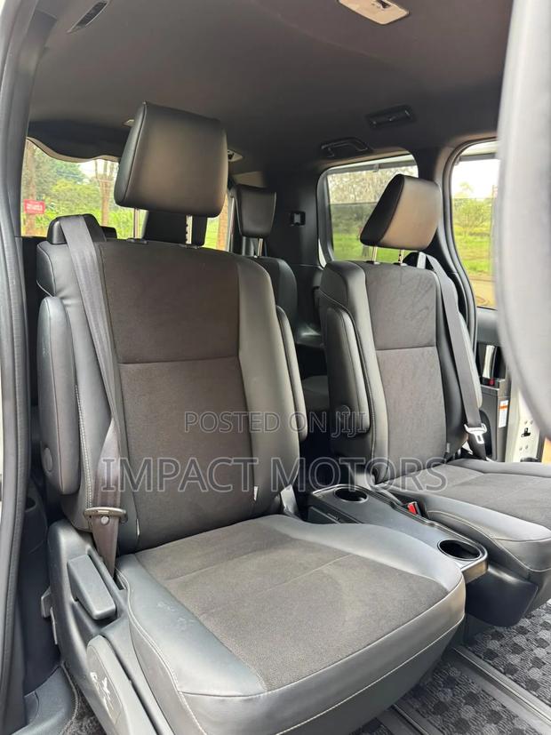 Toyota Noah 2019 Pearl