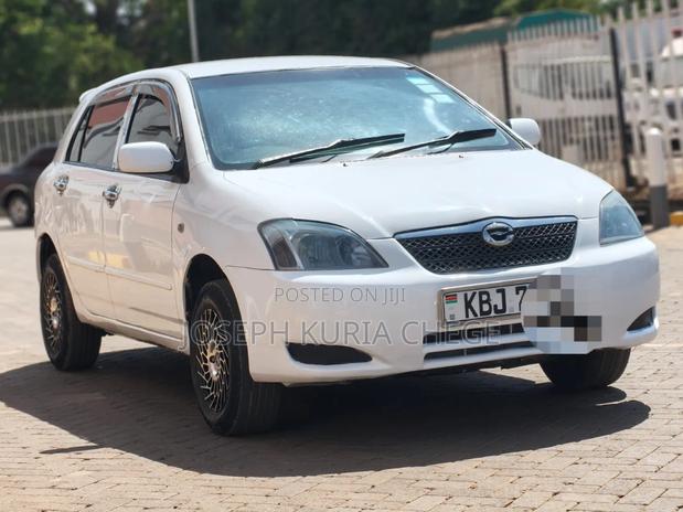 Toyota Corolla RunX 2005 White