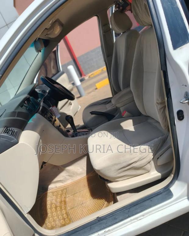 Toyota Corolla RunX 2005 White