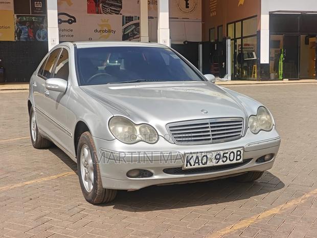 Mercedes-Benz C200 2003 Silver