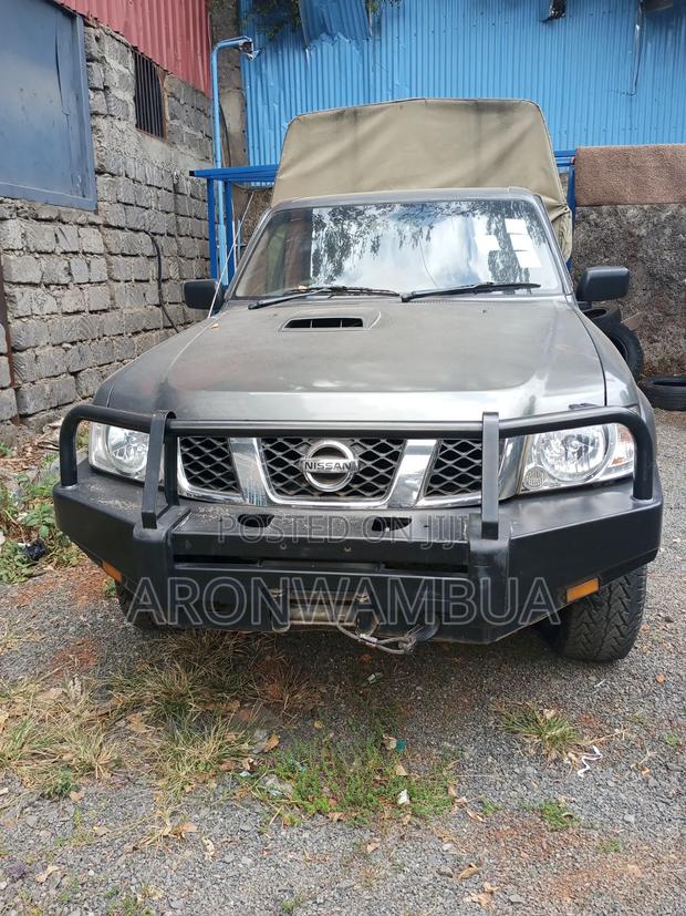 Nissan Patrol 2015 Gray