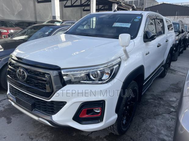 Toyota Hilux 2.4 Diesel 2020 White