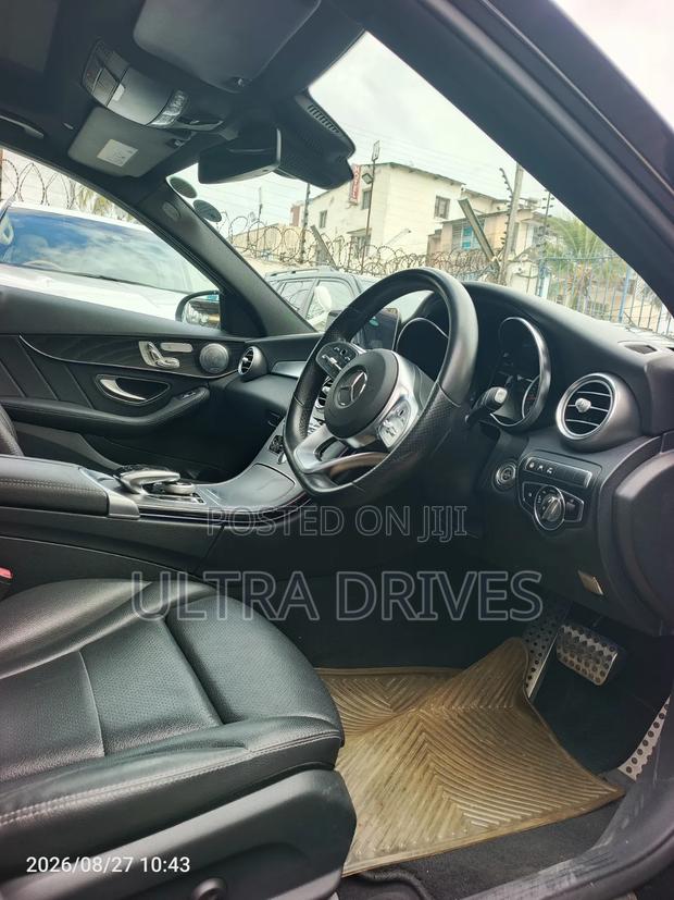 Mercedes-Benz C200 2019 Black