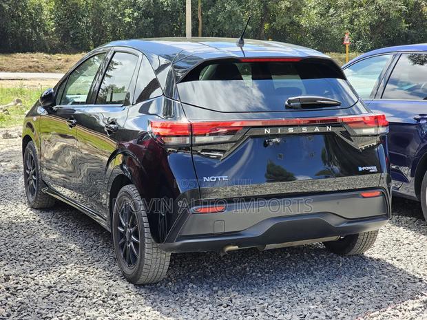 Nissan Note 1.2 Hybrid 2021 Black