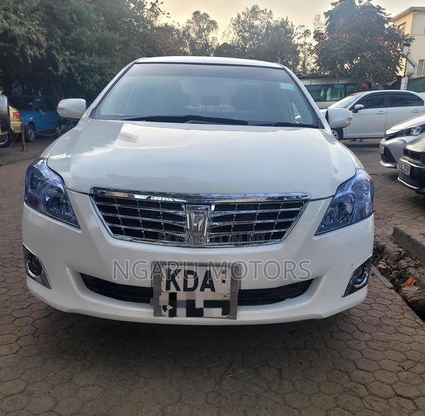 Toyota Premio 2012 White