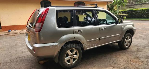 Nissan X-Trail 2007 Gold