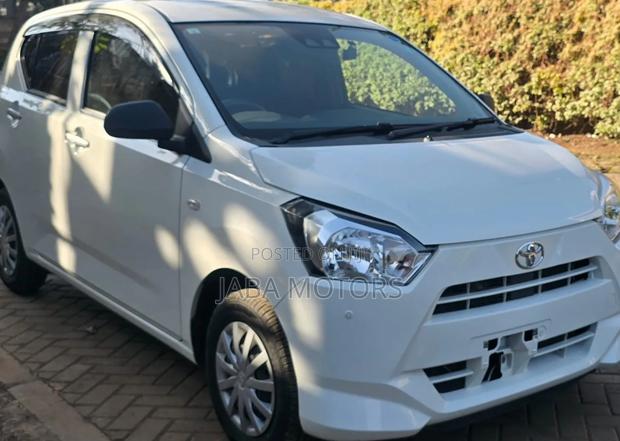Toyota Pixis 2019 White