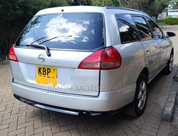 Nissan Wingroad 2004 Silver