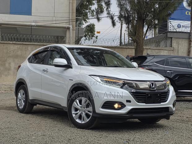 Honda Vezel 2019 White