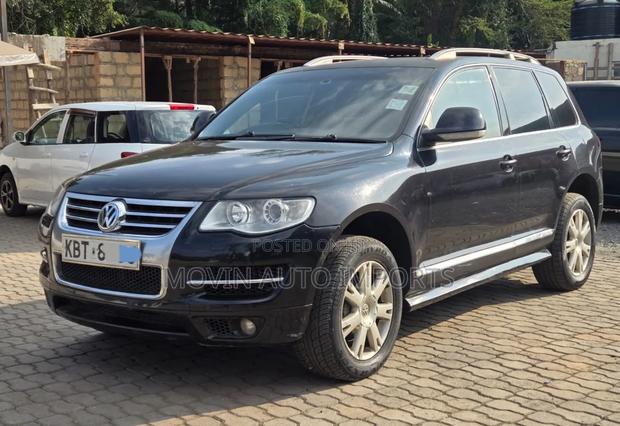 Volkswagen Touareg 2006 Gray