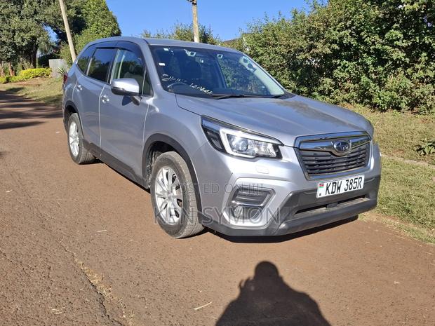 Subaru Forester 2018 Silver