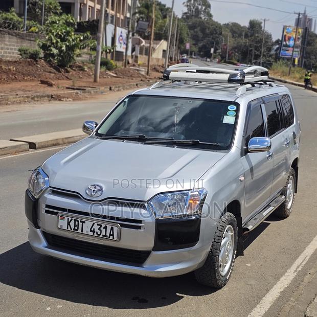 Toyota Probox 2018 Silver