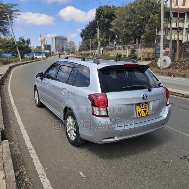Toyota Corolla Fielder 2014 Silver