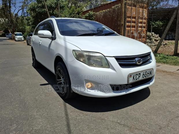 Toyota Corolla Fielder 2010 White