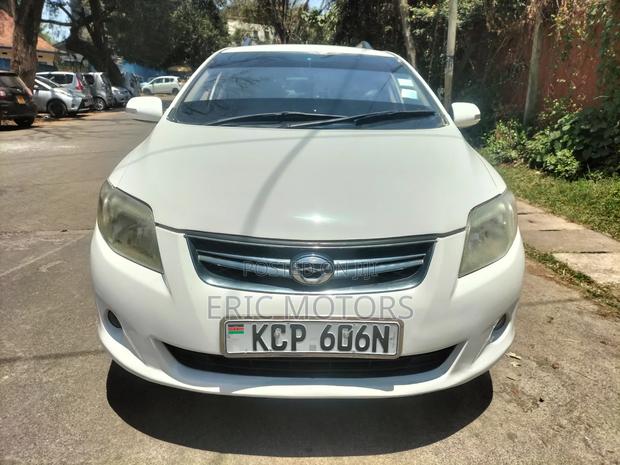 Toyota Corolla Fielder 2010 White