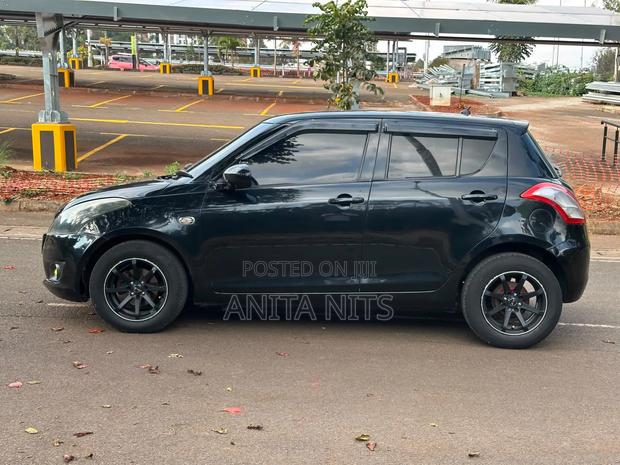 Suzuki Swift 2011 Black