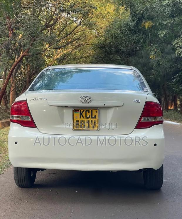 Toyota Axio 2011 White