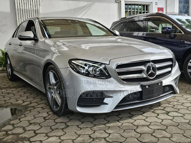 Mercedes-Benz E200 2019 Silver