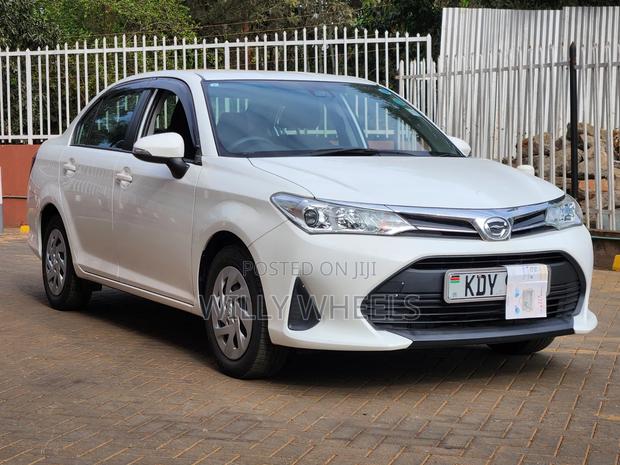 Toyota Axio 2018 White