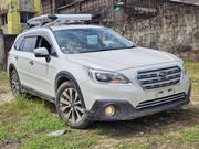 Subaru Outback 2018 White for sale