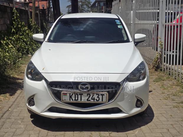 Mazda Demio 2018 White