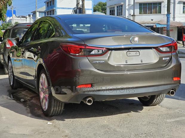 Mazda Atenza 2018 Brown