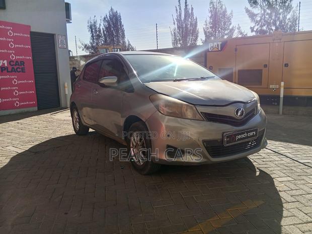Toyota Vitz 2012 Green
