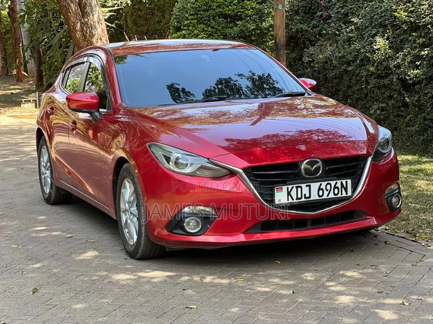 Mazda Axela 2015 Red