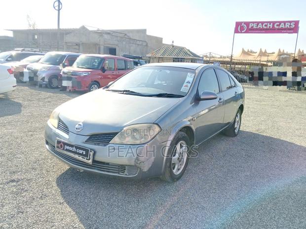 Nissan Primera 2005 Gray