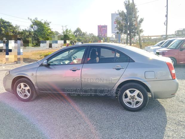 Nissan Primera 2005 Gray