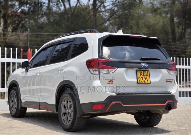 Subaru Forester 2019 White