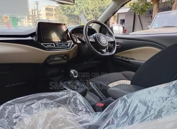 Toyota Starlet 2025 Gray
