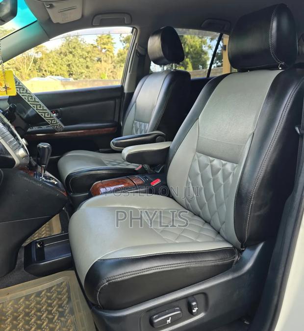 Toyota Harrier 2007 White