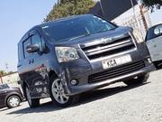 Toyota Noah 2007 Gray for sale