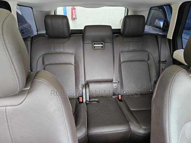 Land Rover Range Rover Vogue 2019 Pearl