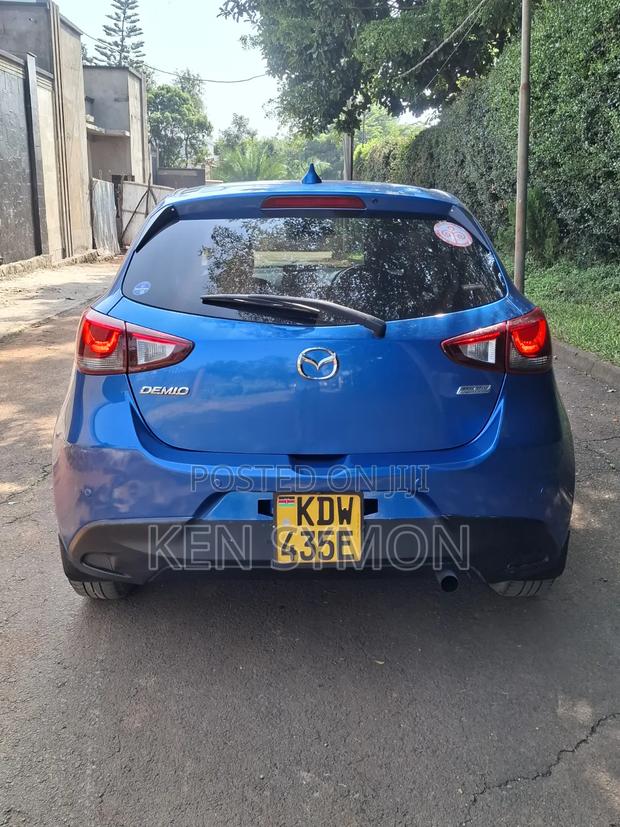 Mazda Demio 2018 Blue