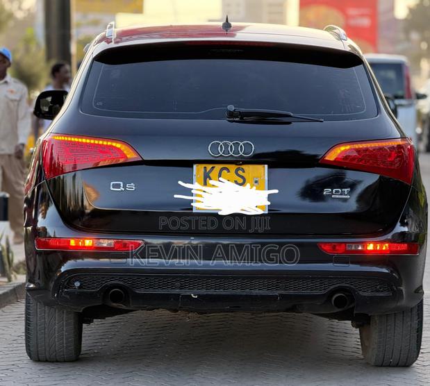 Audi Q5 2.0T Premium Quattro 2012 Black