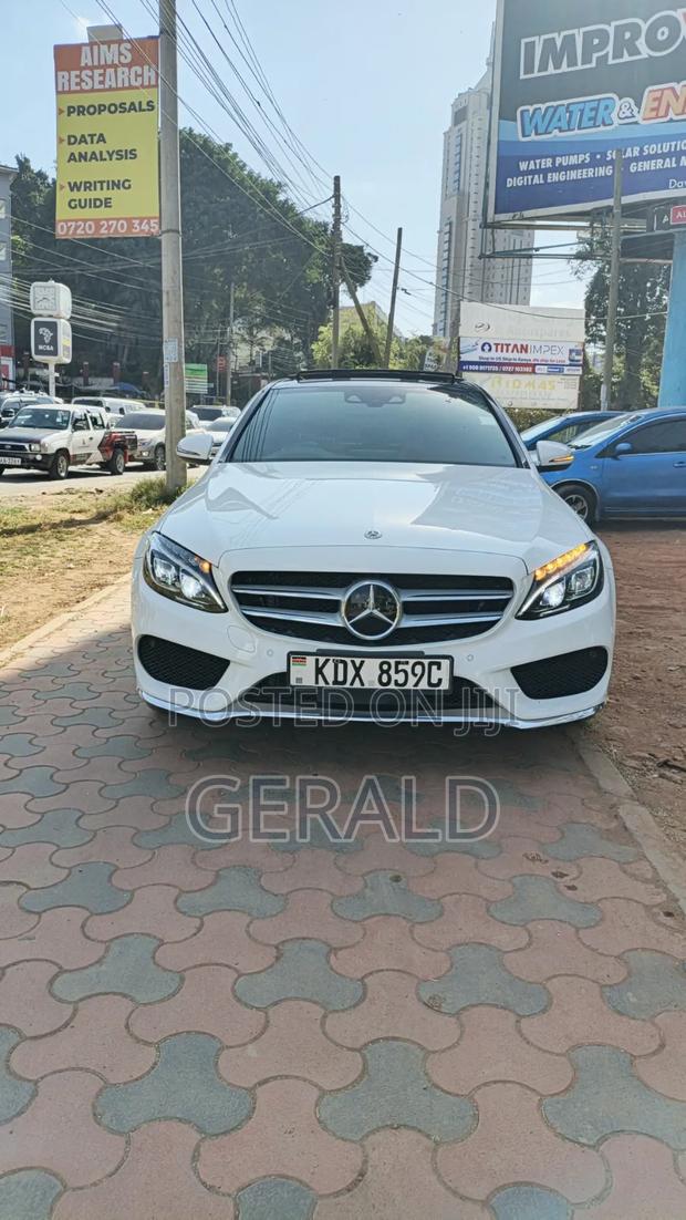 Mercedes-Benz C200 2018 Pearl