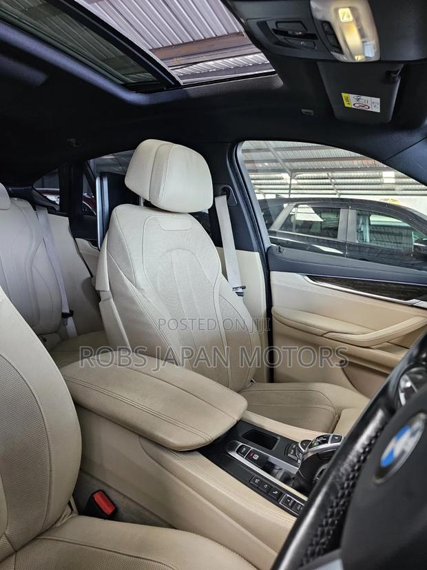 BMW X6 2018 Off white