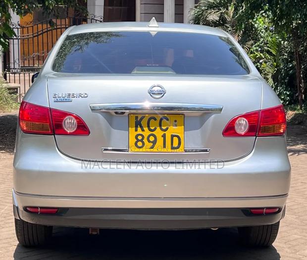 Nissan Bluebird 2008 Silver