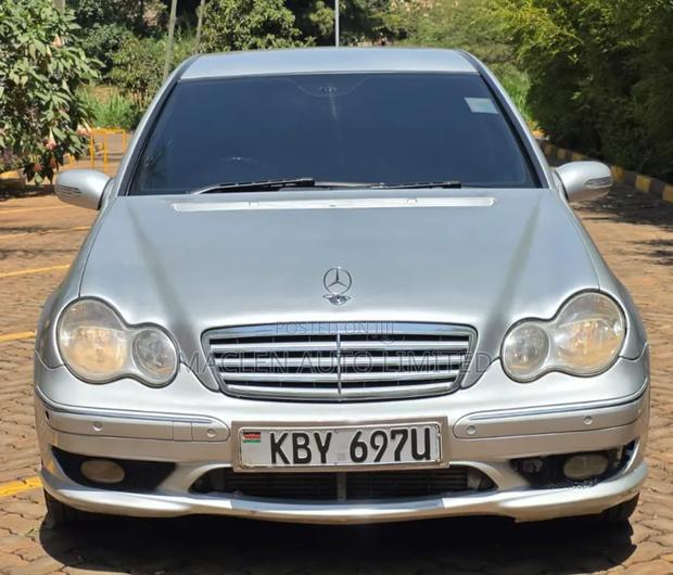 Mercedes-Benz C180 2007 Silver