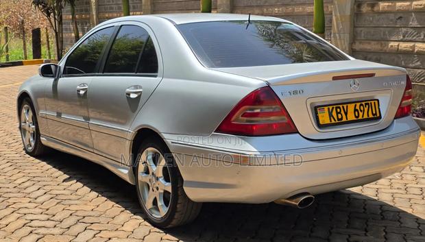 Mercedes-Benz C180 2007 Silver