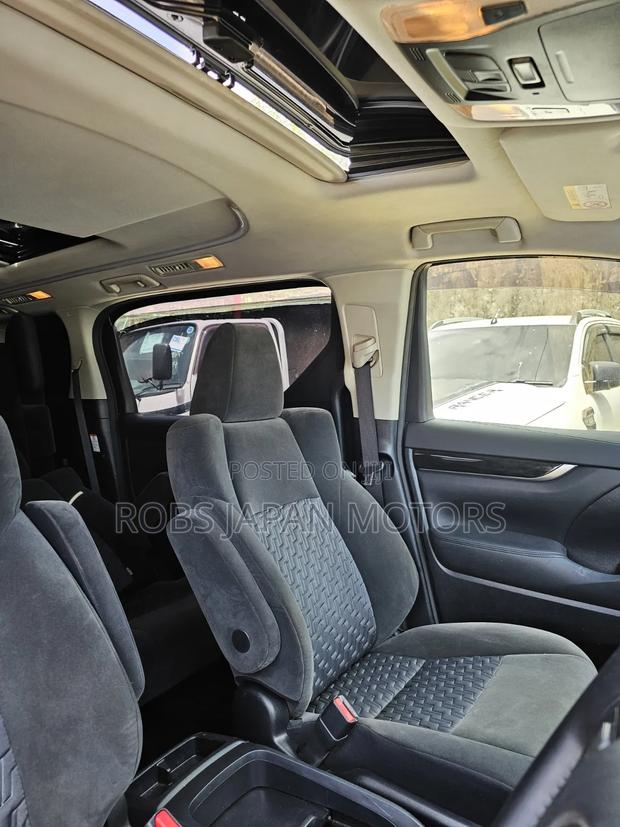 Toyota Alphard 2018 Black