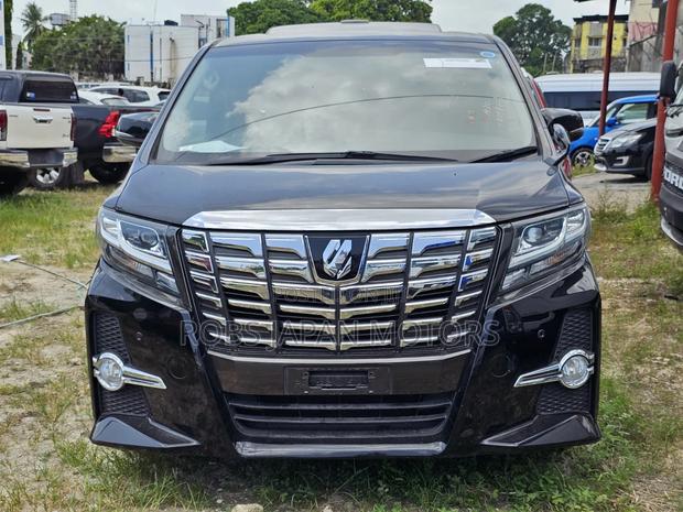 Toyota Alphard 2018 Black