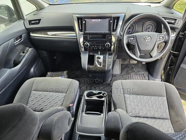 Toyota Alphard 2018 Black