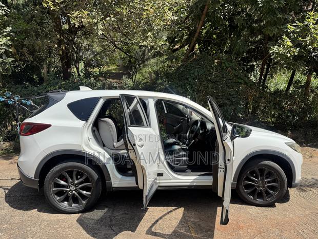 Mazda CX-5 Touring FWD 2013 White