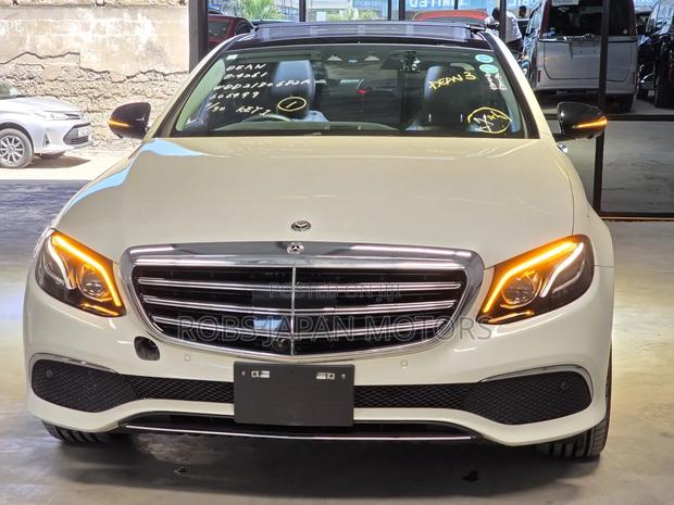 Mercedes-Benz E450 2020 White