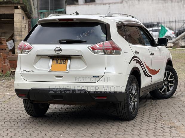 Nissan X-Trail 2014 White